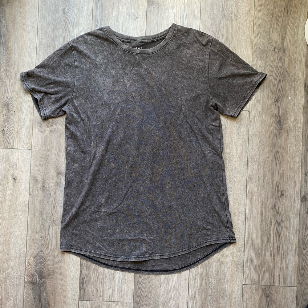 Long vintage/rustic looking T-shirt